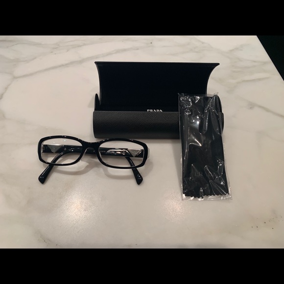 Prada eyeglasses - new w/o tags - Picture 3 of 5